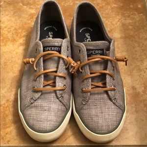 Sperry Pier View Two-Tone Sneaker Grey size 7.5M